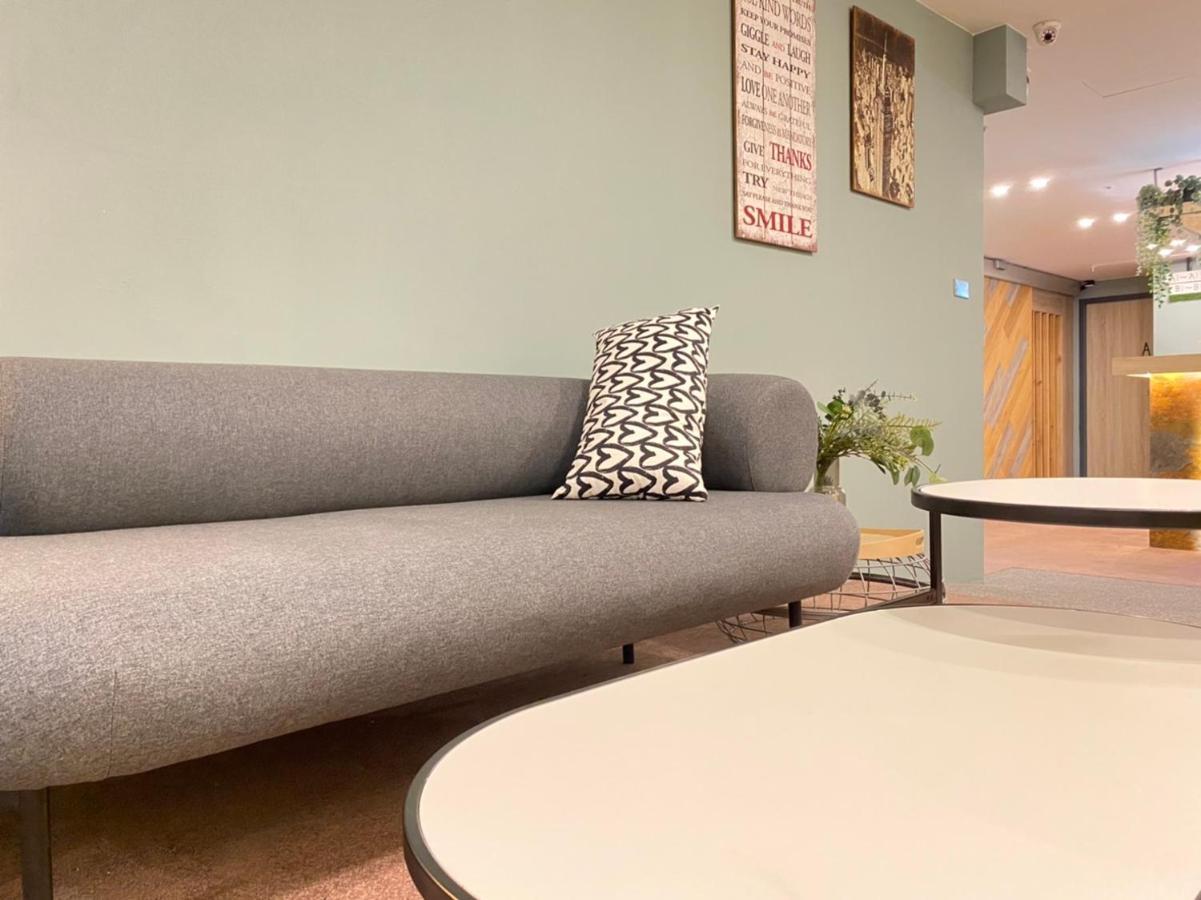 Tainanwow Hotel Екстериор снимка